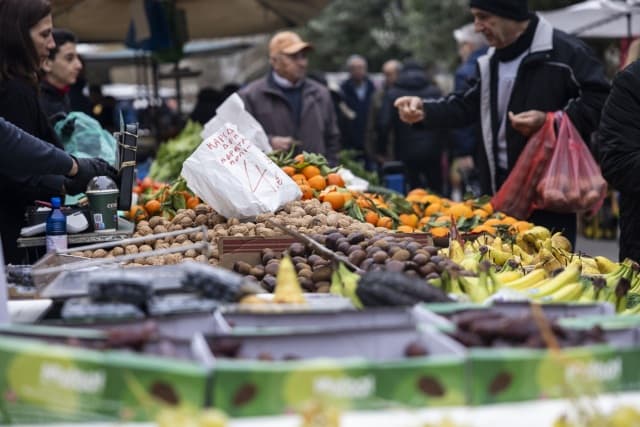 Major changes to street markets: Producer-only markets and end of license renewals