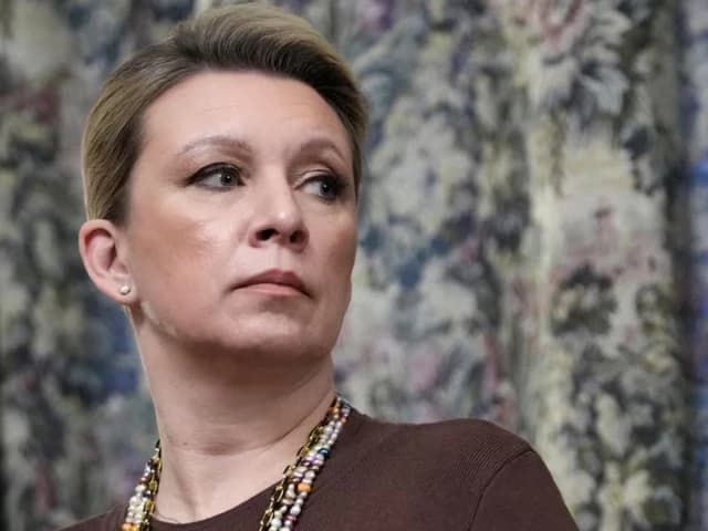 Russia calls on US, Israel to end Iran war