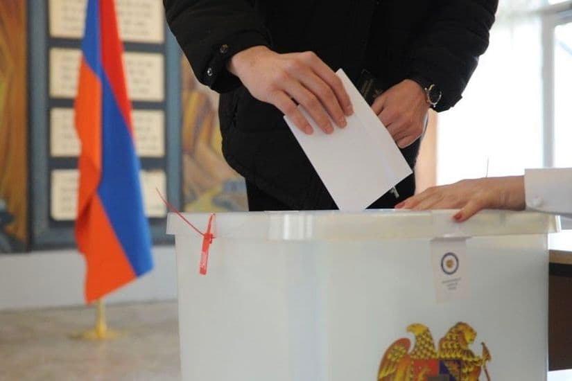 Armenian Opposition Accused of Planning to Bus in Russian Voters for Parliamentary Election