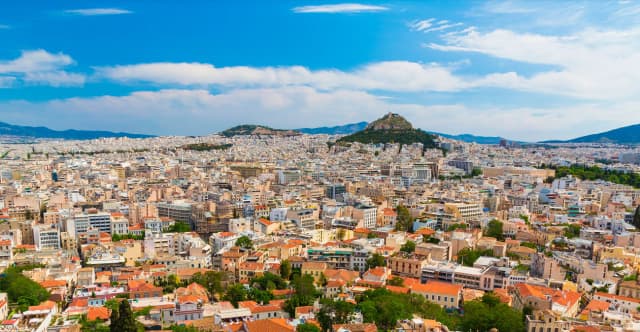 Athens Housing Market Sees Investment Trends and Price Peaks